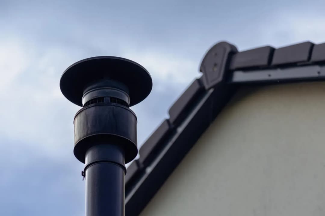 Jaki komin do pieca na pellet wybrać? Opinie i porady z forum dla pewnego wyboru