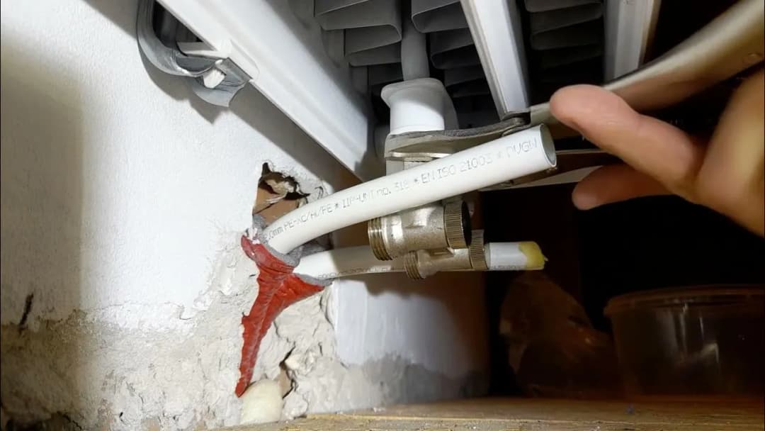 Jak podłączyć dodatkowy grzejnik do grzejnika bez błędów i kłopotów